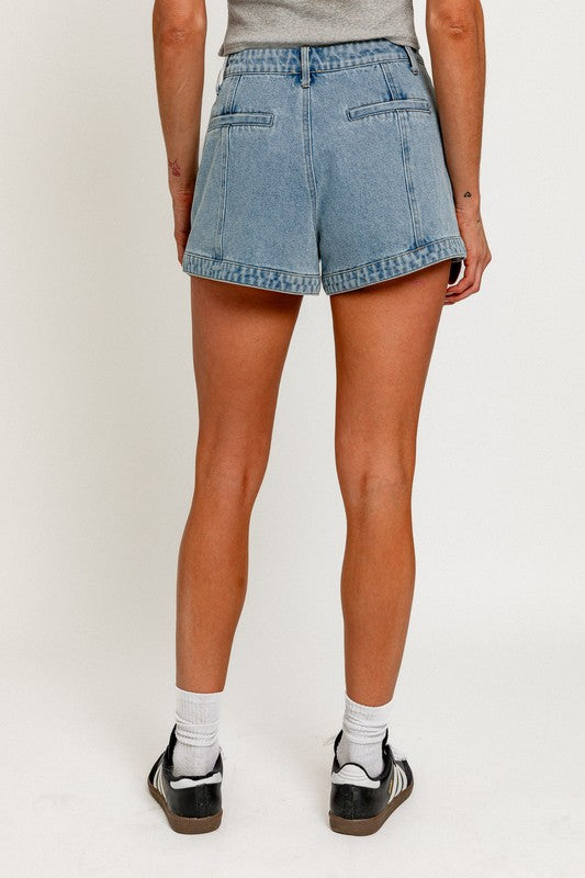 High Waisted Seam Detail Shorts Lt Denim Bottom