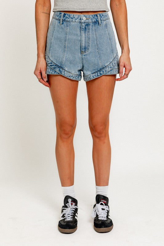 High Waisted Seam Detail Shorts Lt Denim Bottom